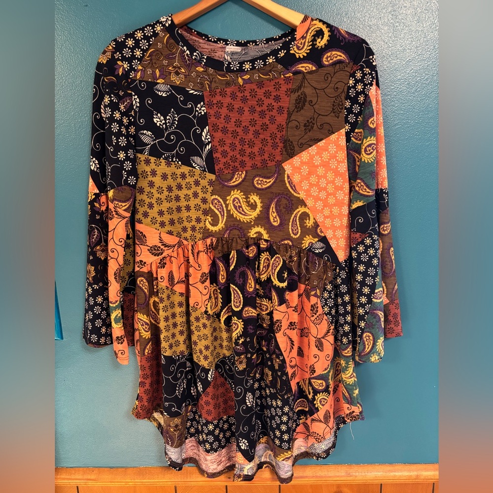 Patchwork Bell Sleeve Top - Super Stretchy - Picture 3 of 5
